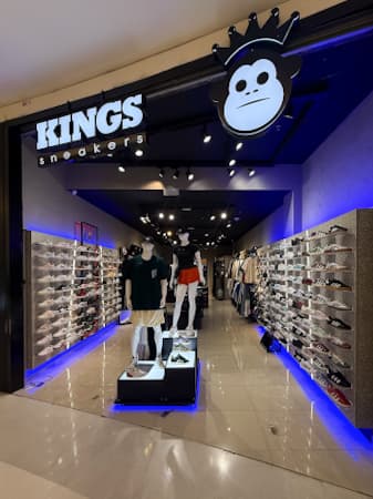 Logo da loja king sneakers