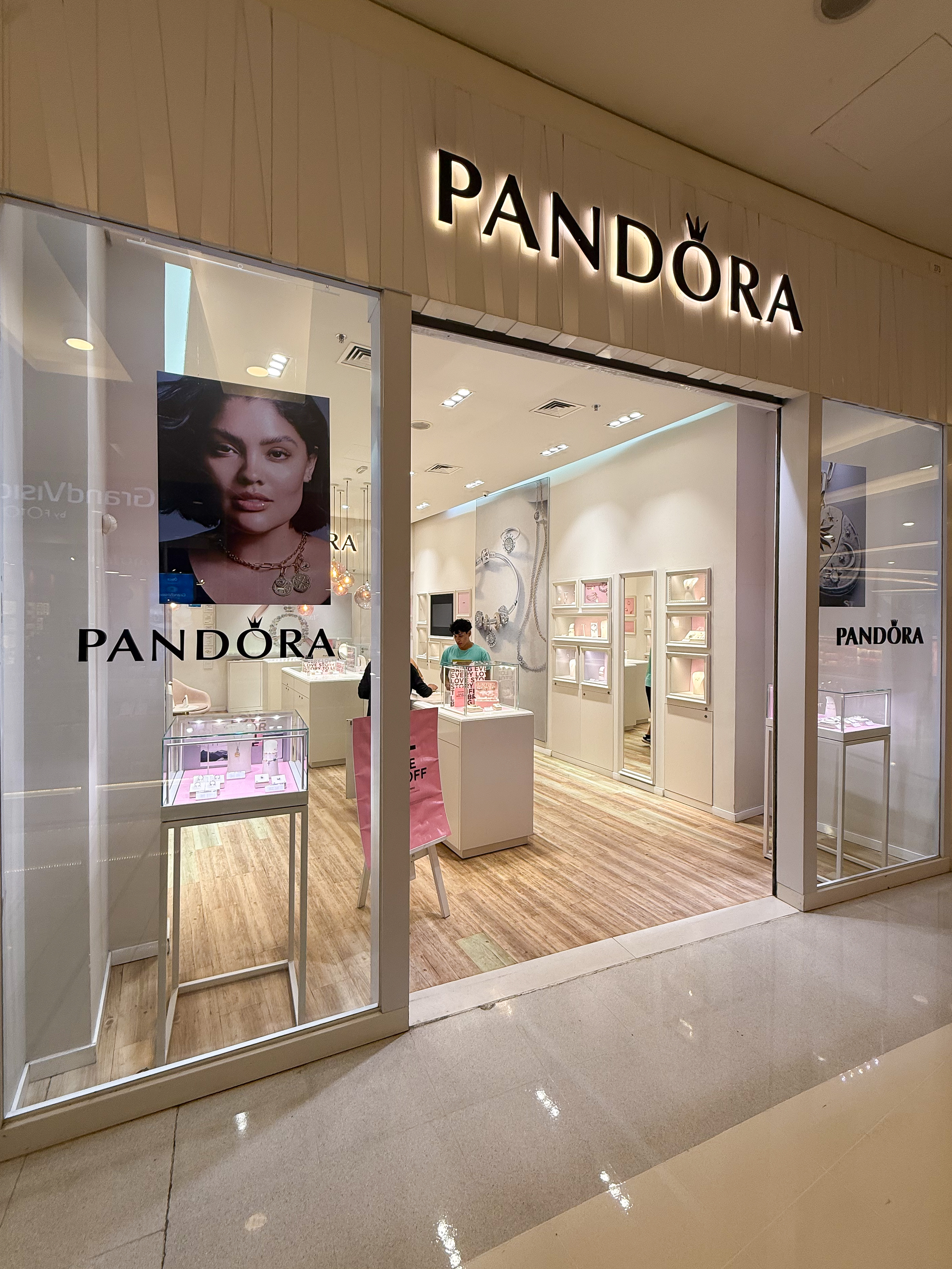 Logo da loja pandora