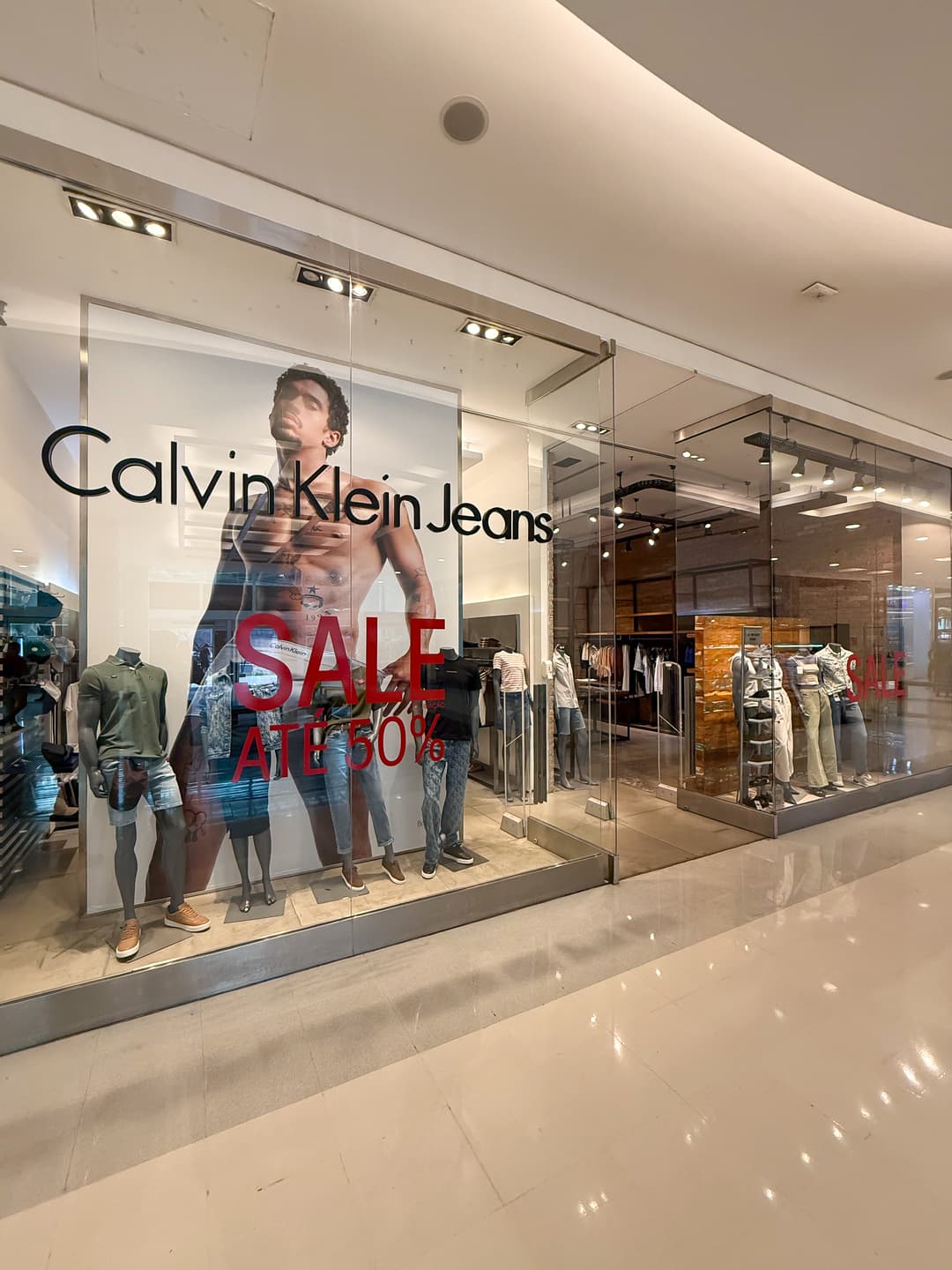 Logo da loja calvin klein